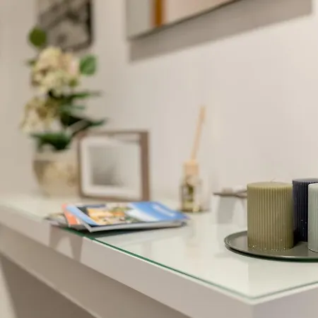 Serena Daire Monopoli